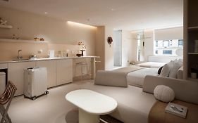 Lore Hotel